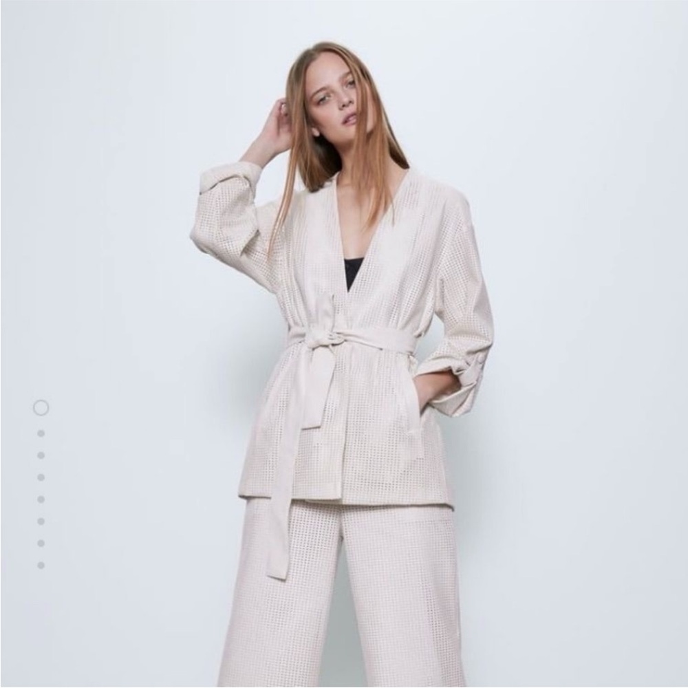 Zara Cream Textured Women's Robe - Picture 3 of 6